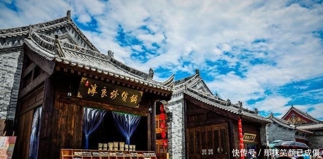 中国又一坑人景区,一碗清汤面要50元,网友:估计要凉了!