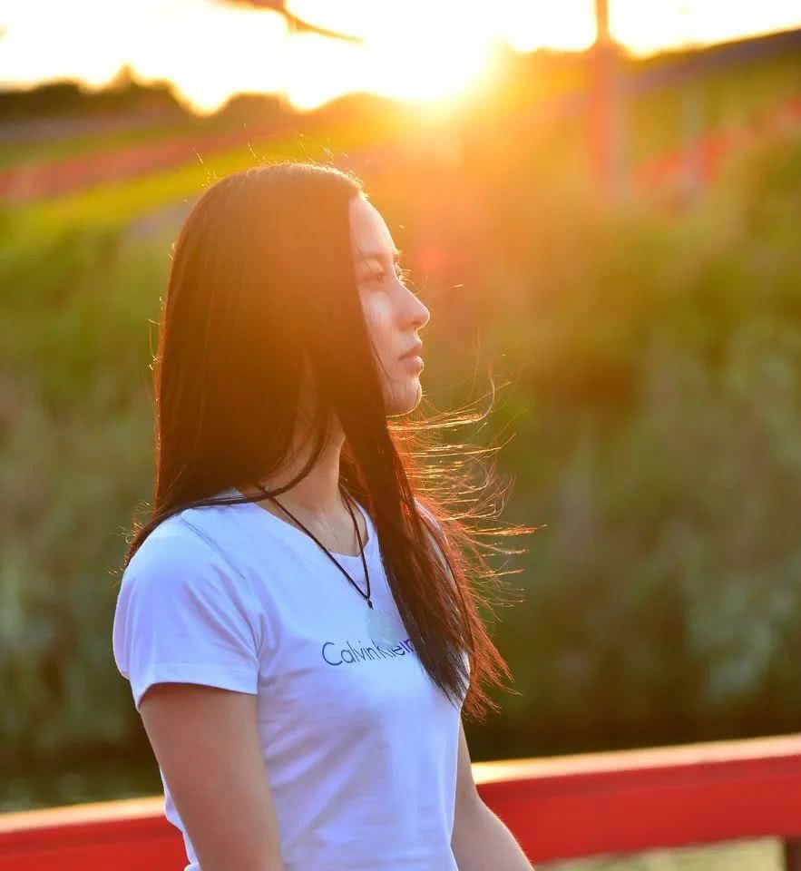  [脱俗]清新脱俗的长发美女