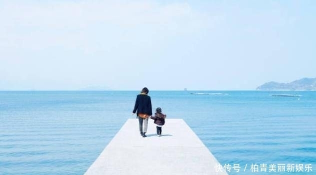「面子」要爱一个孩子,我们必须学会尊重孩子。合格的父母不会到处宣扬孩子的缺点