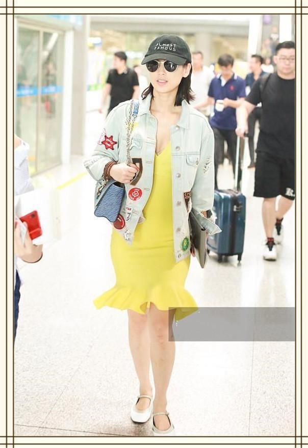 黄圣依真狠的下心！这么瘦的裙子也要硬穿进去，不想却勒出大宽胯