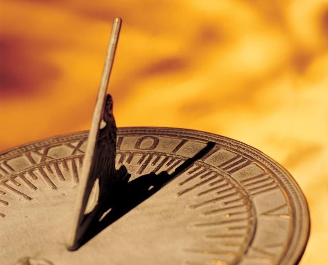 藏在《易经》中的“十二时辰”之美,每时每刻皆有诗意