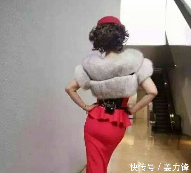 她美了62年，为身材坚持30年不吃晚饭，今患癌做手术都要化妆