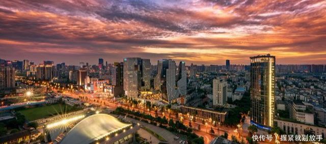  [gdp]中国上半年GDP破4000亿的省会城市，第一的将近万亿