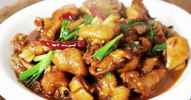  不腻■肉鲜味美，鲜美入味，连吃一周都不腻，做法还简单，小白都会真香