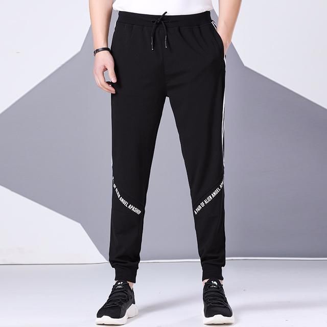 发现一种裤:叫“萝卜裤”，35男人穿劲爆有型，穿上凉爽到不想脱