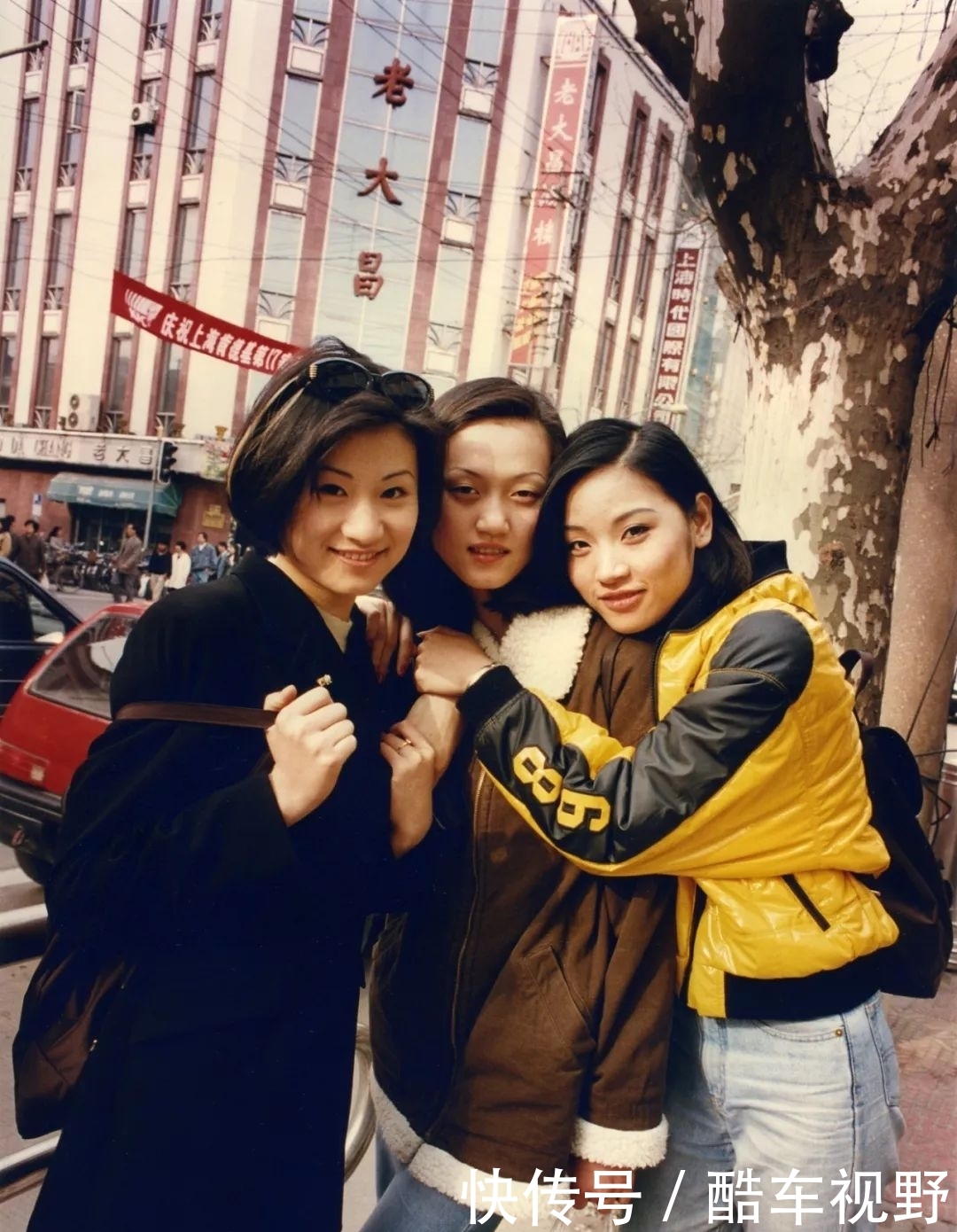 一个日本人25年前到上海,拍下罕见旧照