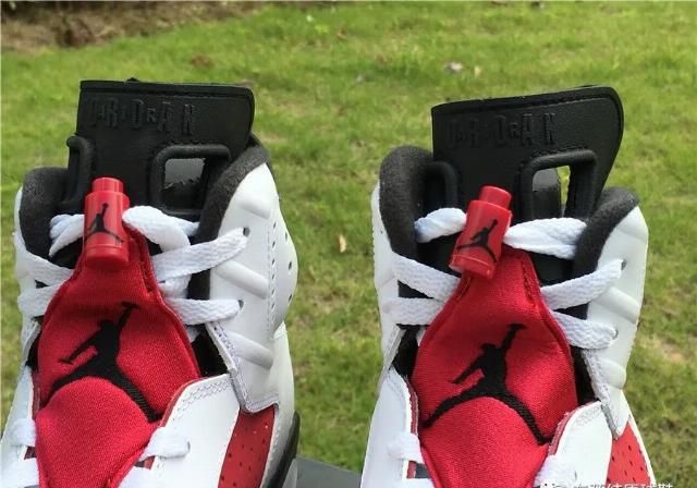 「喜欢」AJ11黑红版本的开箱测评,果然还是一如既往的惹人喜欢!