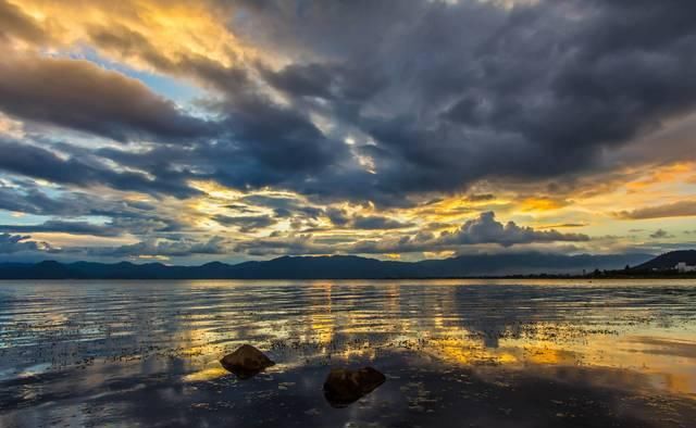 中国第一大高原深水湖，是国家一类饮用水源地