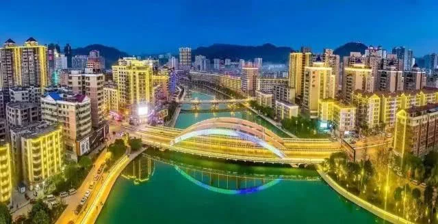 你踏足过云南的秀美风光,等一个人,陪我去贵州【2020热门旅游景点】