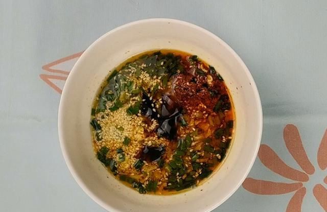 「营养」鲜香麻辣的凉拌豆皮，营养低脂，好吃下饭，相当简单的居家美食