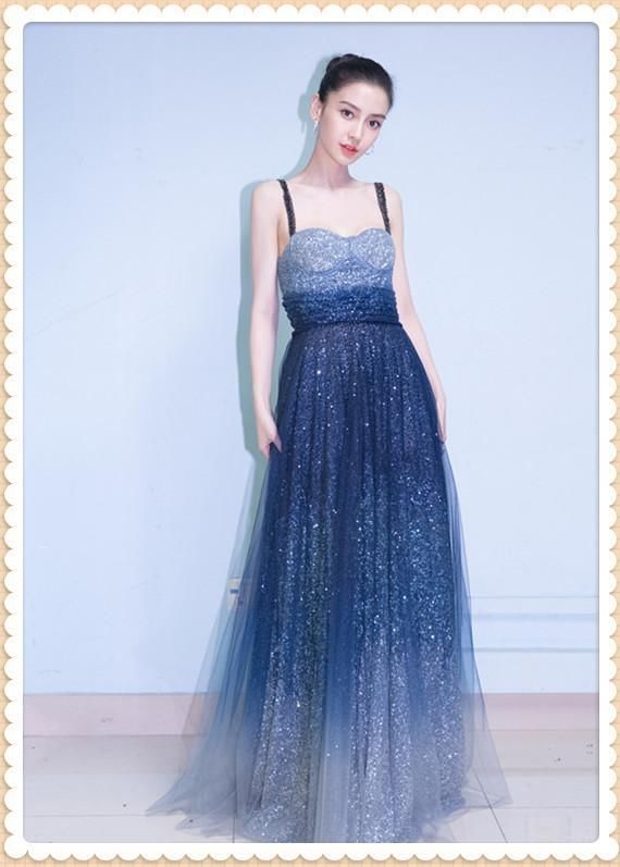 baby霸气！背心竟能穿出比基尼既视感，网友：难怪黄晓明爱不释手