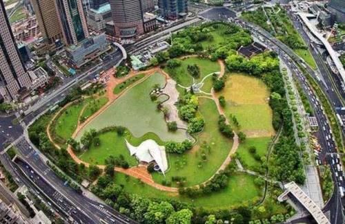  「gdp」中国一个GDP过万亿的区，比大部分省会城市强，让人刮目