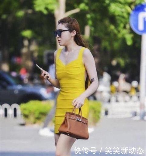 自由■彰显时尚女人的生活姿态！，美丽动人的美女街拍：自由美搭的美女