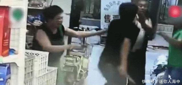 秦皇岛老两口吃西瓜闹肚子，索赔1万骂49天，男持刀杀人后自杀