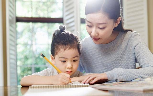#职中小学#教育部严禁在职教师有偿补课,对象包不包括民办教师和退休教师?