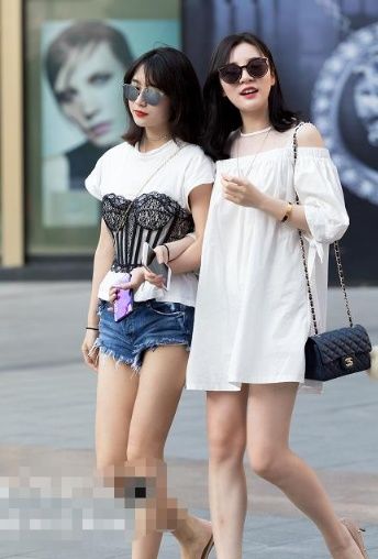 腿部曲线完美，迷倒万千少男啊!