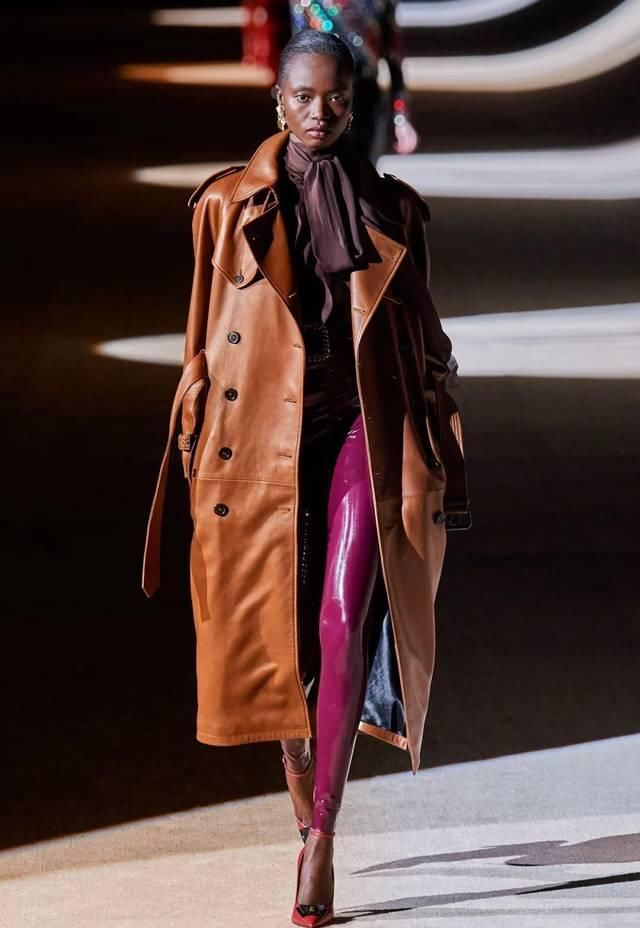  『系列』一场关于女性自我解放的革命：Saint Laurent 2020秋冬时装系列！