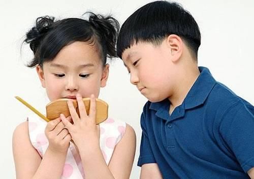 12岁的女孩已化妆6年，医生的结论让辣妈悔恨不已！