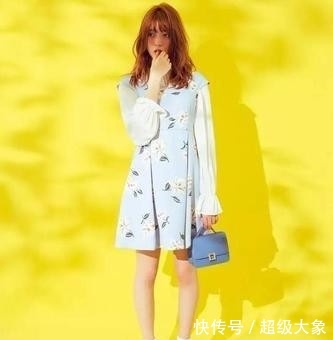  『碎花』碎花裙太老气？选对颜色、穿对款，秒变优雅小仙女