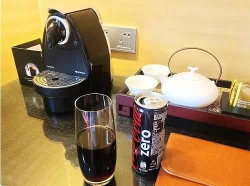 酒店退房后这3样东西要拿走，清洁阿姨：不拿走，我就赚了！