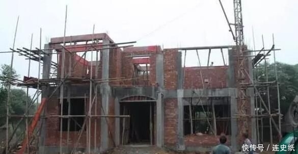  自建房@晒晒我150万农村自建房, 客厅都花12万, 是不是有点奢侈