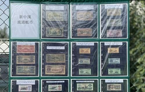  「硬板」三块钱的纸币、硬板火车票你见过吗？山东七旬老人50年