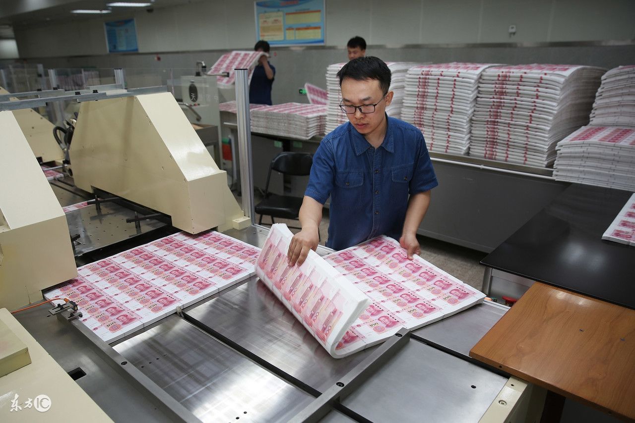 直击印钞厂一线工人,上班就是天天摸钱,从来没