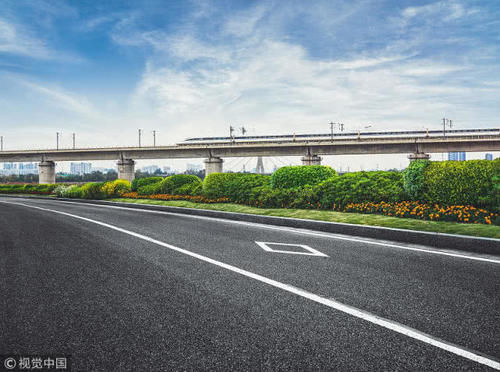  「县市」江苏在全国的20强县市中，为何只有昆山丹阳开通了高铁