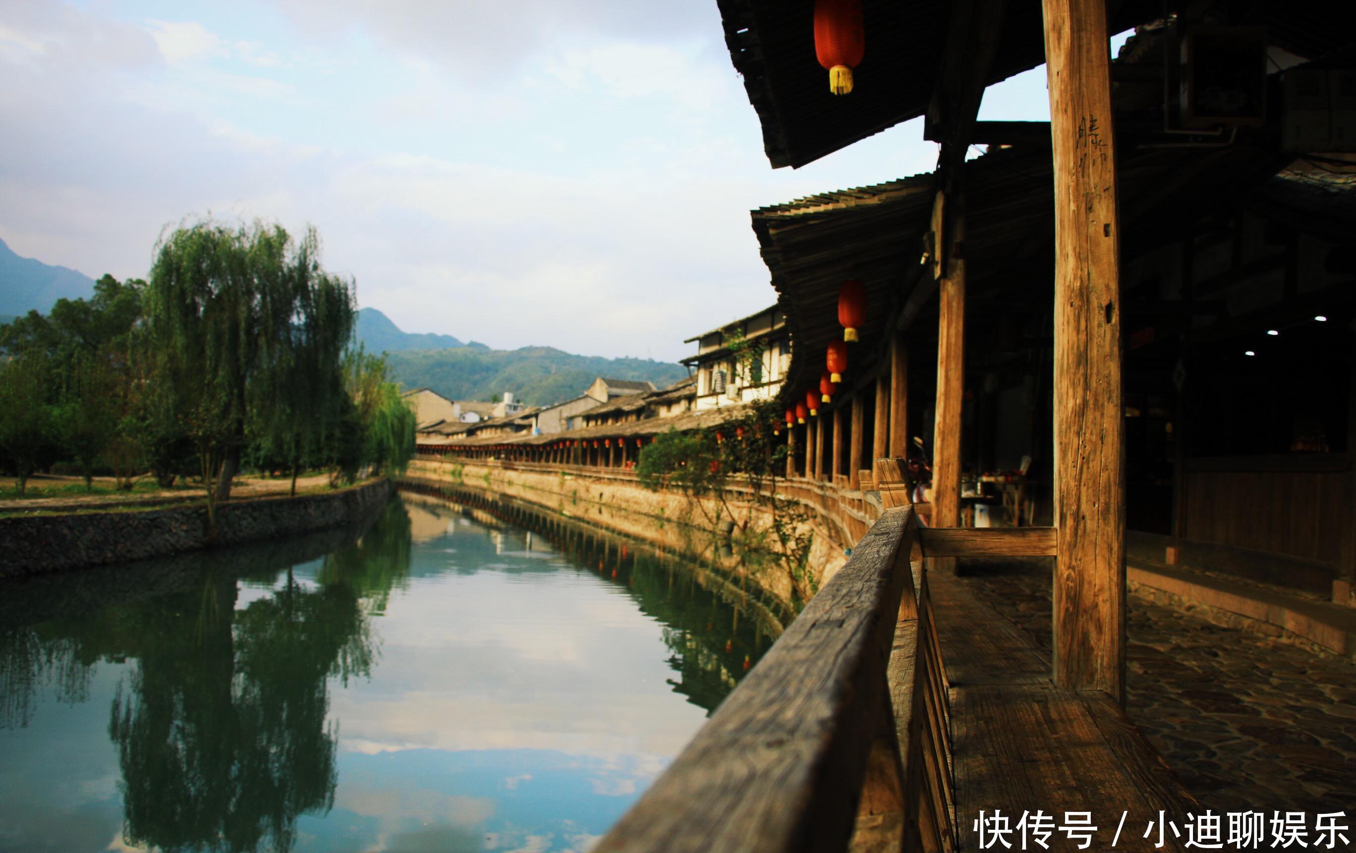 浓缩历史的精品古街,古街倒影美不胜收,自驾游必去的不二之地!
