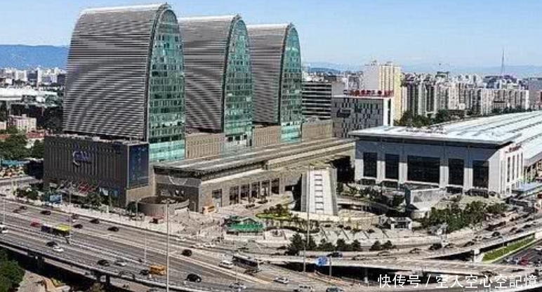  #面貌#在美国人看来，中国是一个发达国家吗？看看美国人怎么说