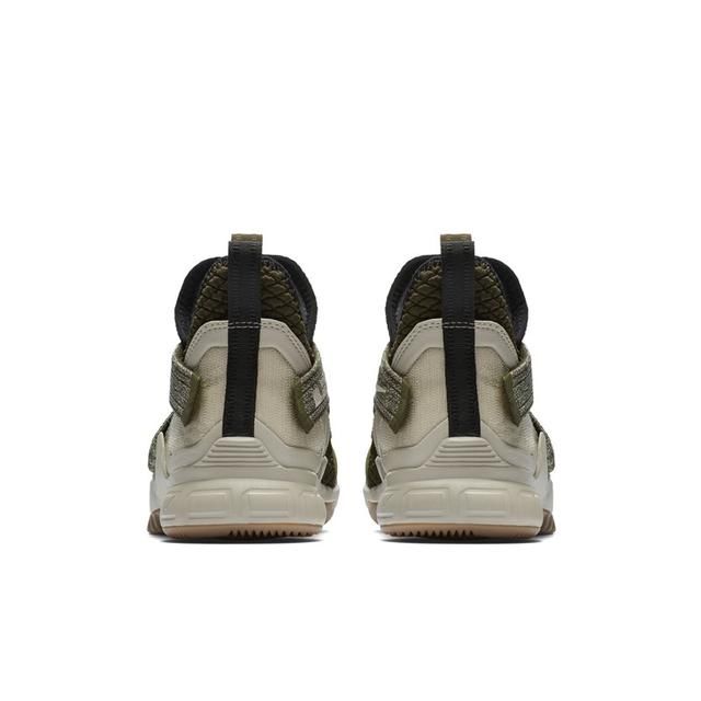 军事气息！LeBron Soldier 12 全新配色抢先预览