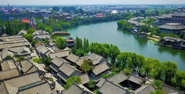 醉美不过台儿庄,小城沐浴在春光,盎然春意让阳光一天天的明媚起来【2020热门旅游景点】