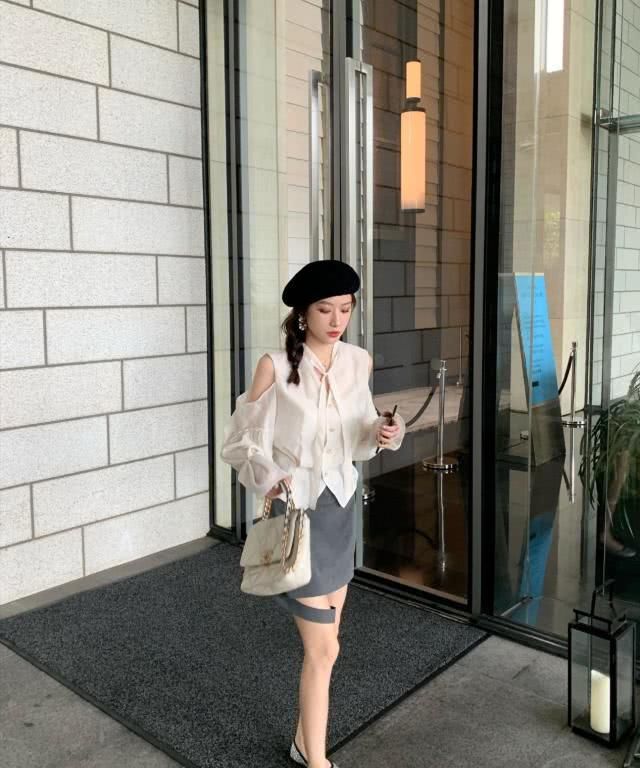  连衣裙@喜欢穿裙子的小姐姐，十套今年流行的裙装搭配，时尚减龄又洋气
