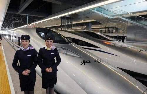 乘坐高铁，下车抽烟时车开走了咋办？乘务员：只问一句话即可