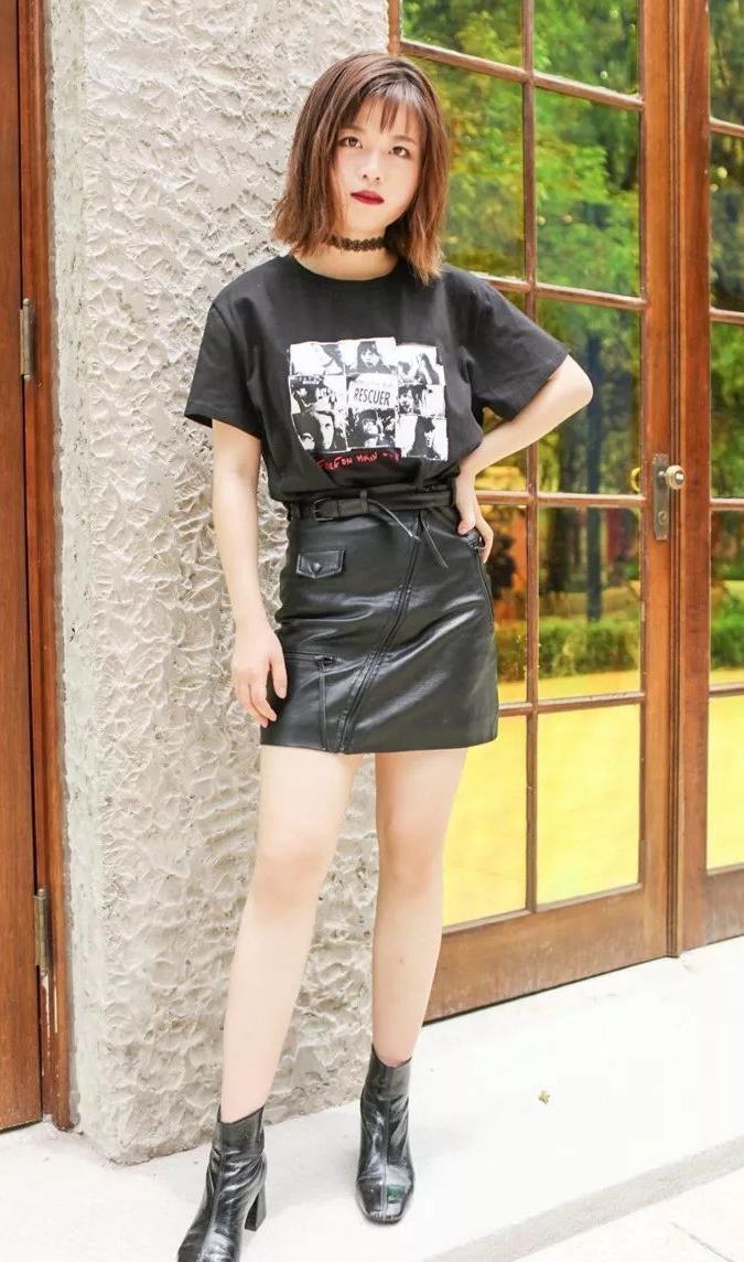 【滚叔街拍】最近觉得这种裤子超好看，妹纸们说这叫花苞裤还是灯