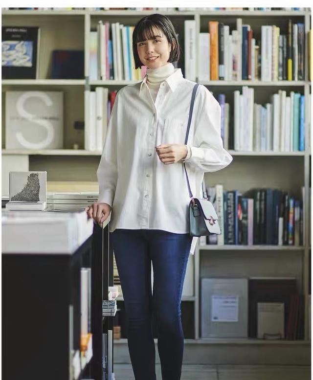  『驾驭』如何驾驭优衣库单品?学学时尚博主的穿搭技巧,减龄又时髦