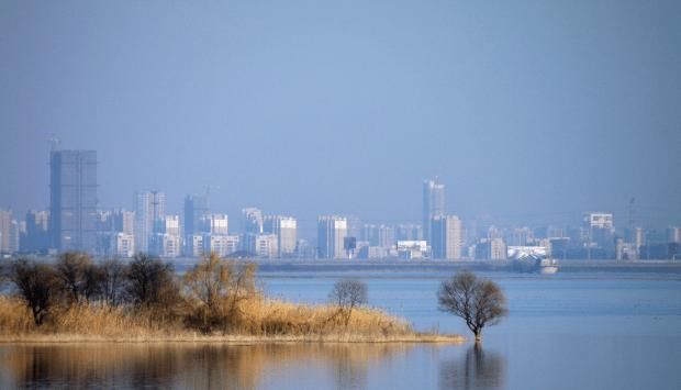  『生活中』珍惜宝贵的水源吧，那是生命的源泉!