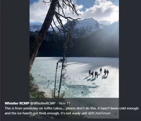 大温这个网红湖刚结冰 就有人去作死