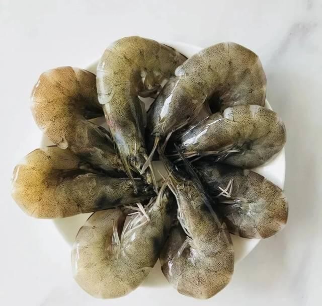  『皮肤』想美白吃什么？真没想到回答竟然……
