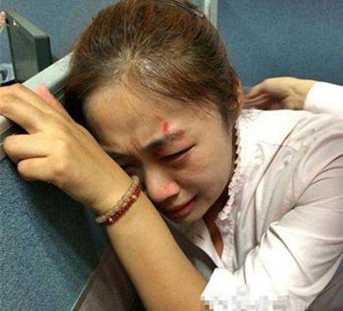 给女友发完“有你真好” 男子再也没了回应 交警: 开车玩手机害的