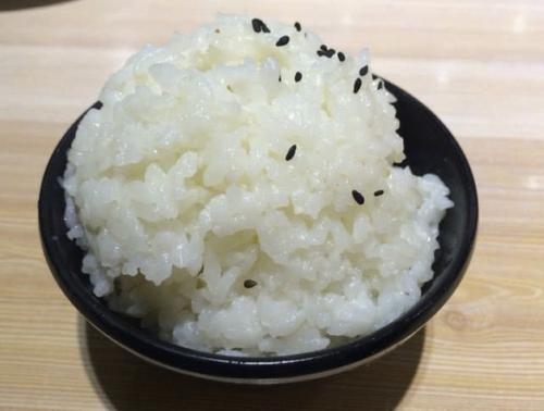  『会长』大米放久会长虫子，明明我们没放进一只虫子，它们到底从何而来？