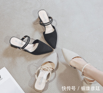 #复古#好一款复古凉鞋,重现1990年代怀旧风情,简直美翻!