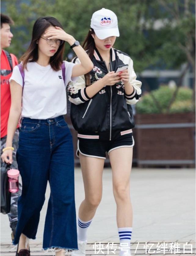 「 女人」丰腴有致，独特风韵，女人味十足，街拍：明眸皓齿可爱至极