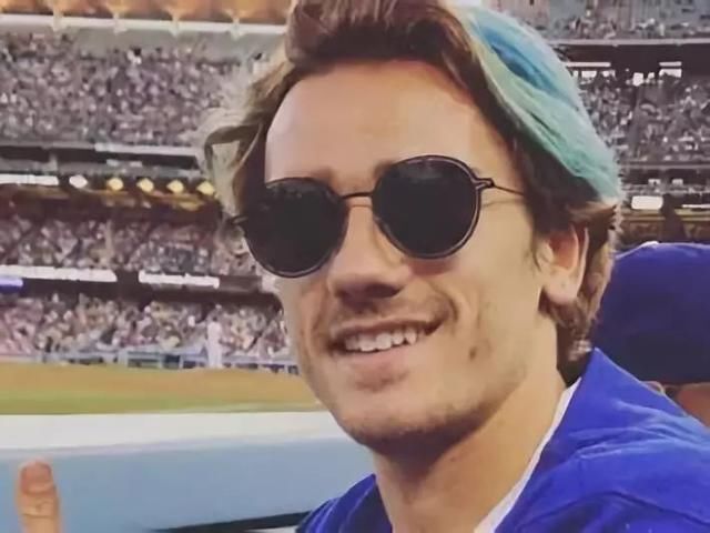 内马尔的泡面头其实大有“深意”？足球界的发型比拼你看得懂么