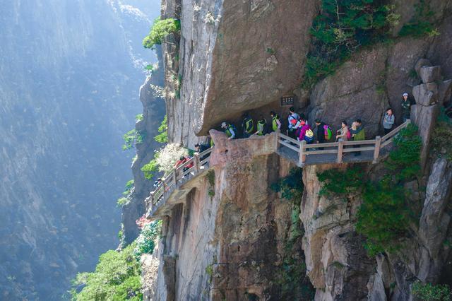 黄山最美的地方，风景绝佳，看图都觉得腿软，去过的游客无一差评