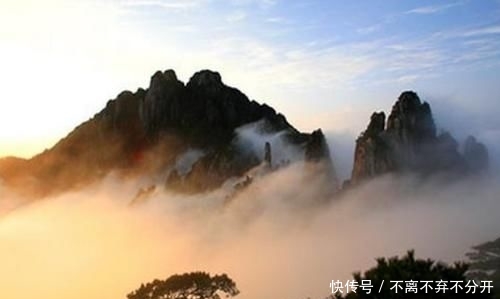 江西此山丝毫不比黄山差,最高海拔达1800米,价格还便宜