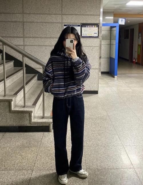  『白色的匡威』匡威女孩穿搭为啥人人爱？还不是因为都是直男斩