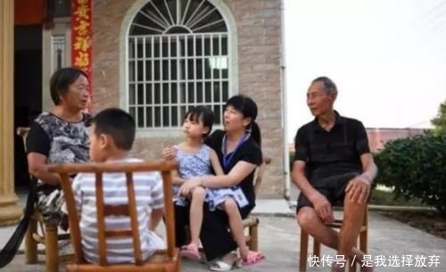  利用闲置：农民的好消息来了，农村闲置宅基地，闲置农房激活行