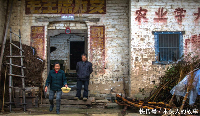 在农村，农民为啥早晨老早起来开大门？有啥说法吗？