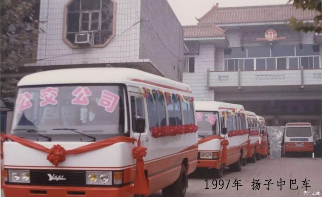  【二代丰田考斯特】改革开放时期最辉煌的中巴车——丰田第二代考斯特